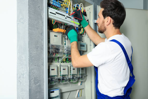 Best Affordable Electrician  in Ravenna, OH